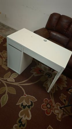 White desk with cabinet (assembled)