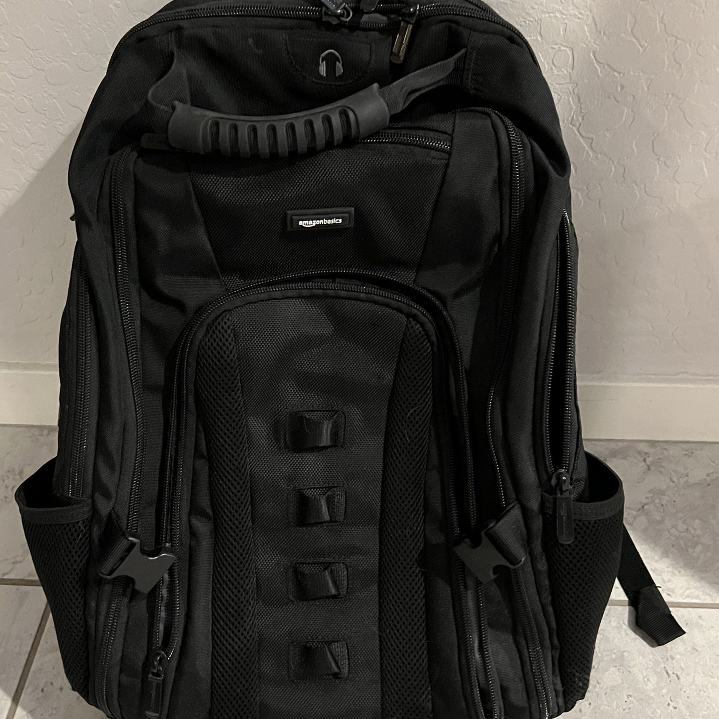 17 laptop backpack edc 15inch Travel Light Amazon Basics EDC 17 Laptop