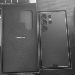 Samsung 25 Ultra Black Unlocked  New In BOX
