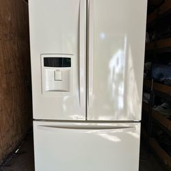 Kenmore Elite White French Door Refrigerator with Water/Ice Dispenser