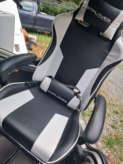 GT player reclining footrest gaming chair