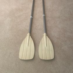 2 Lightweight Excellent Quality Aluminum Oars. Both For $15.00
