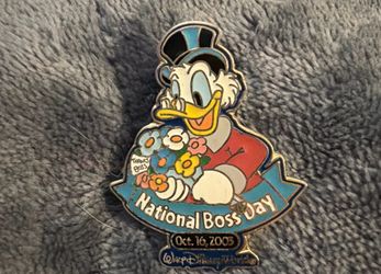Walt Disney World Cast Exclusive- Limited Edition of 500- Scrooge McDuck- National Boss Day Pin