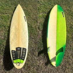 Tokoro Surfboard with with fins
