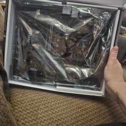 B-450 Tomahawk Max Mobo