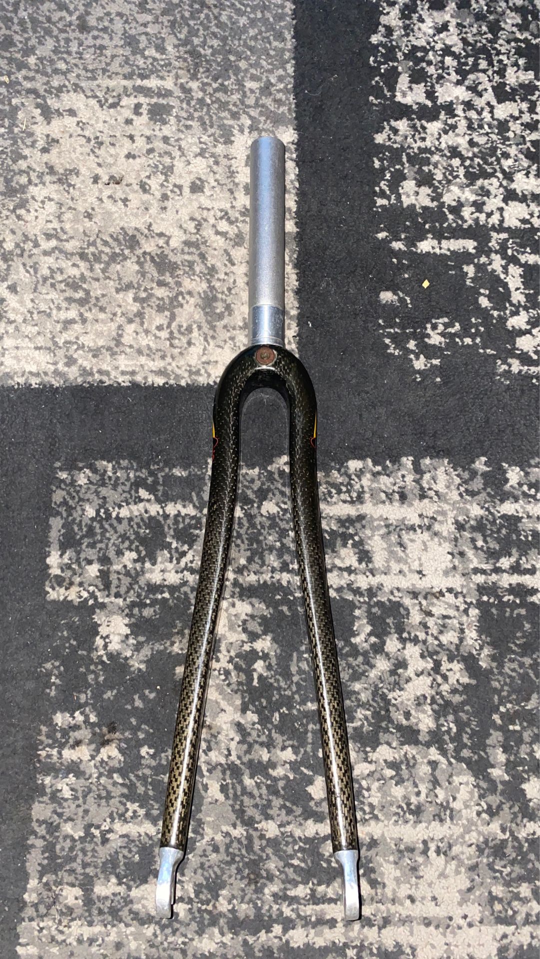 KESTREL EMS PRO OS CARBON 700C FORK 1/8X 7" STRAIGHT STEERER