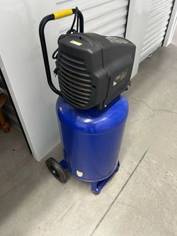 Goodyear 20 Gallon 165 PSI Air Compressor – Digital Gauge