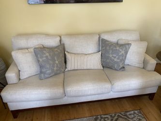 2x expensive sofas haverty like new