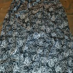 Black And White Long Skirt... Falda Larga