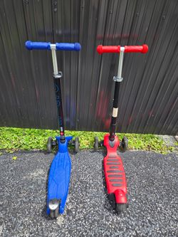 Kids Scooters – Set of 2 (Red & Blue) – Great Condition