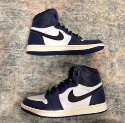 Nike men’s shoes size 8