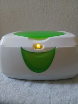 Baby wipes warmer
