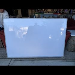 6’ x 9’ Dry Easer Board 