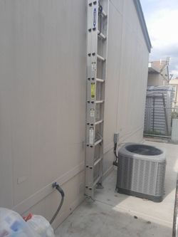 Tools extensión Ladder 20 ft 225 lb werner pick up only