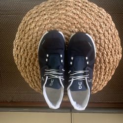 Mens On Cloud Size 11