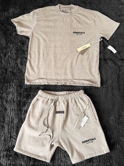 Essentials Summer Set