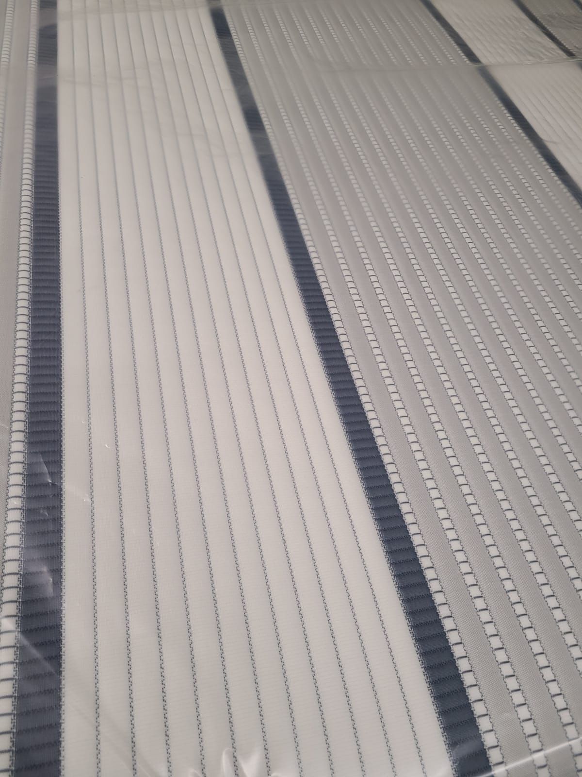 Brand New Mattress Serta Iseries Hybrid 3000 Medium King Size for Sale