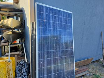 Cracked (working) solar panels