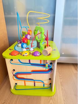 Hape Country Critters Play Cube