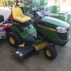 John Deer  Riding E 140 New