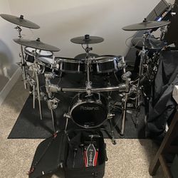 Roland Electronic Drum Kit