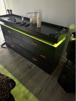 Black Dresser