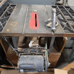Table Saw With Cart