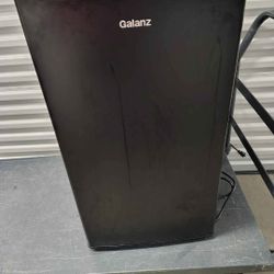 Galanz 2.5 Cu ft One Door Fridge, Black Estar, New