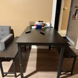 Dinning table