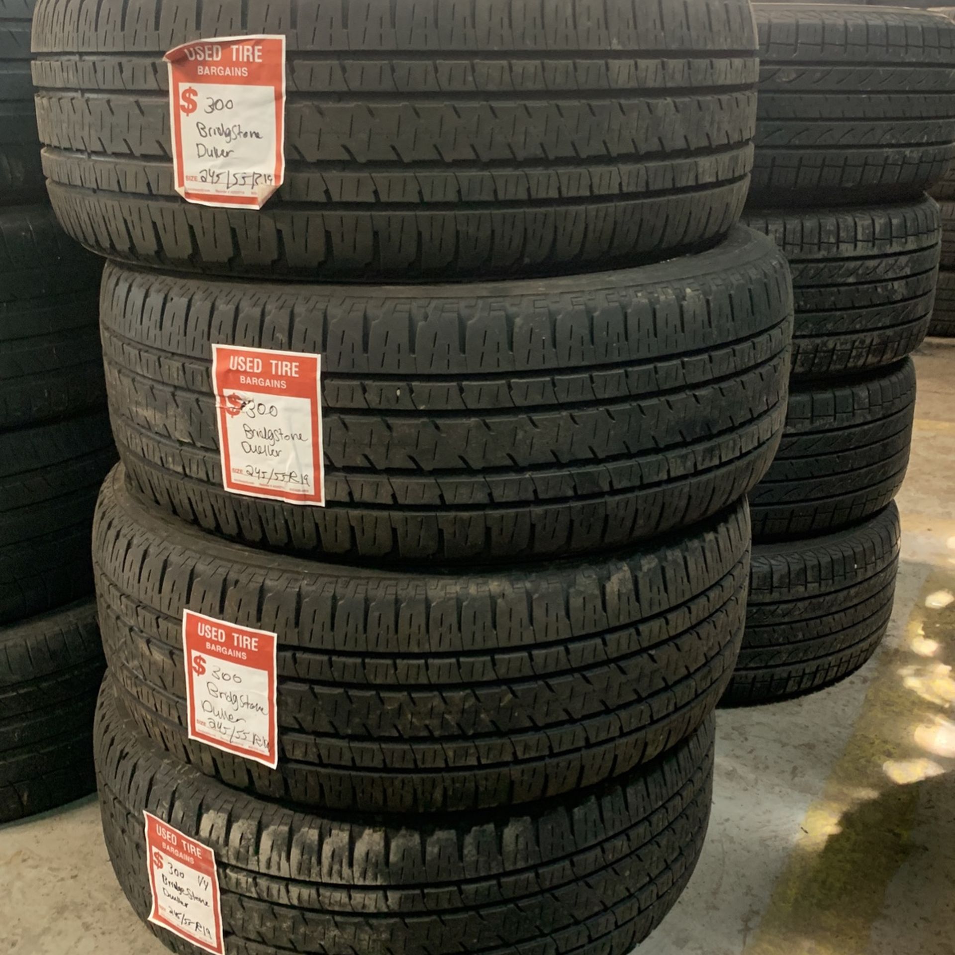 245 55 19 245/55R19 BridgeStone Dueler Set Of(4) Tread Depth 8/32”