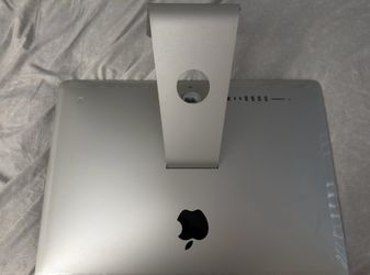 Apple computer