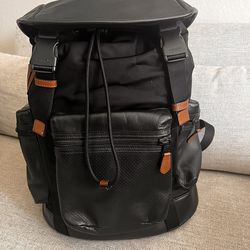 Coach Black Leather & Nylon Backpack – Stylish & Functional