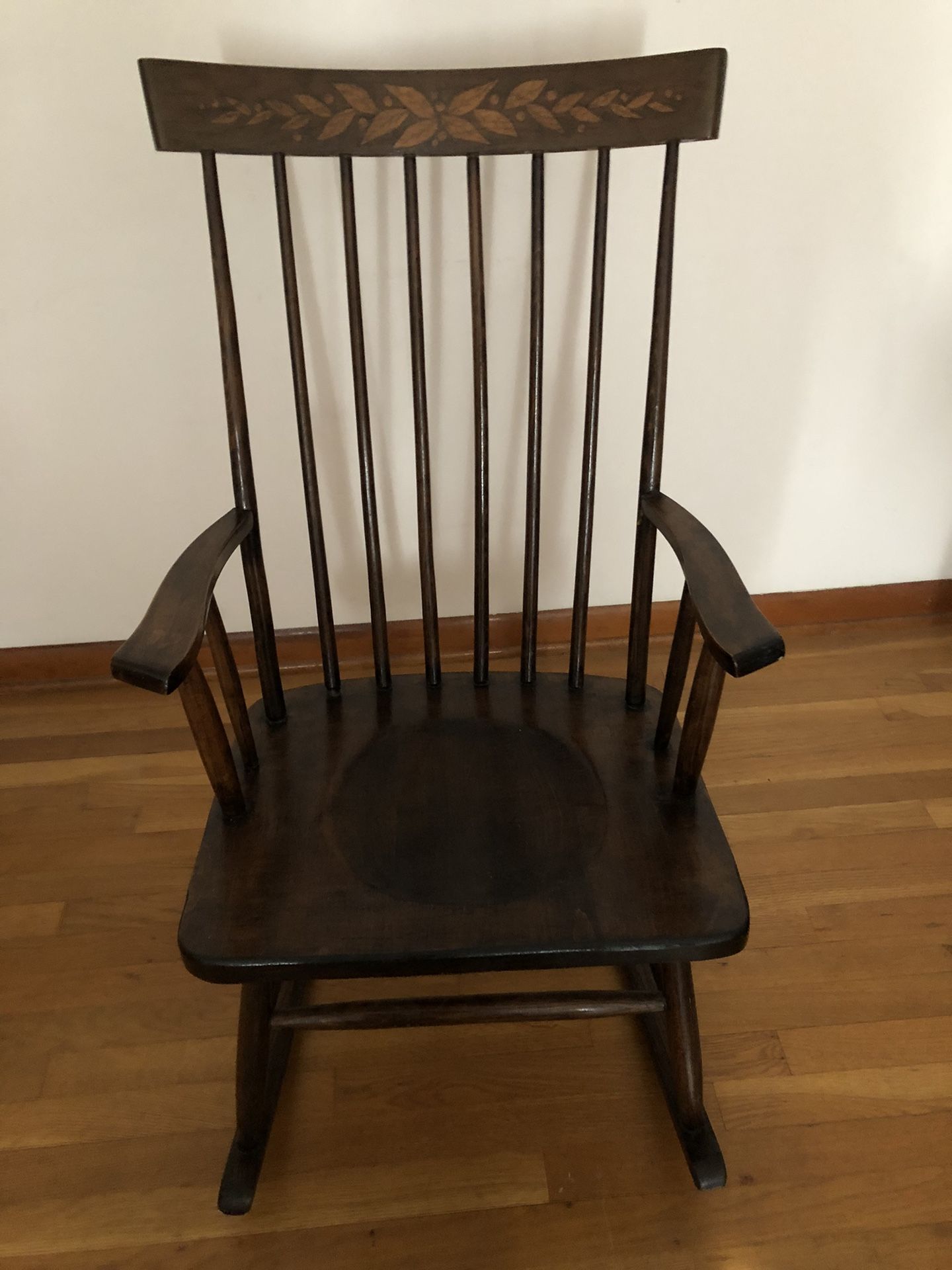 Wood Rocking Chair