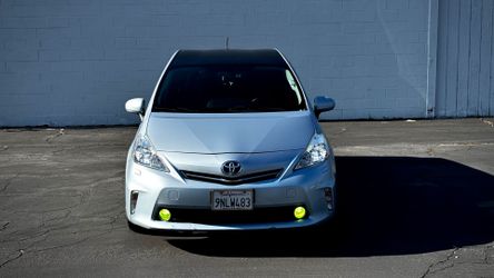 2012 Toyota Prius V