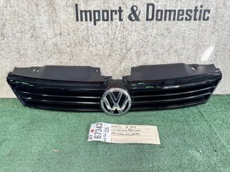 2011 - 2012 - 2013 - 2014 VOLKSWAGEN JETTA SEDAN FRONT GRILLE OEM AY67343
