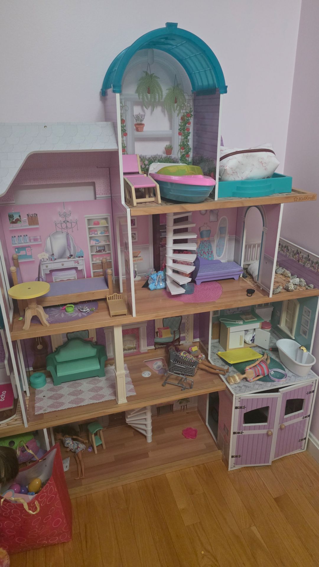 Barbie doll house