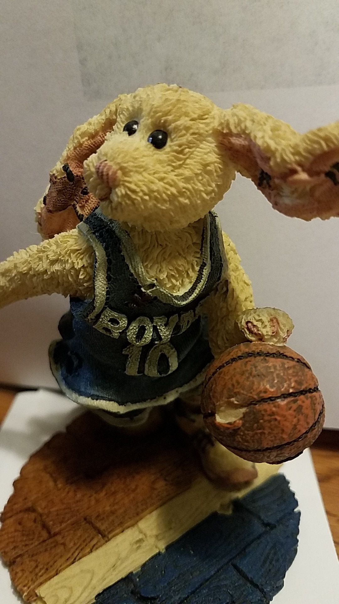 BOYDS BEARS and FRIENDS BASKETBALL RABBIT