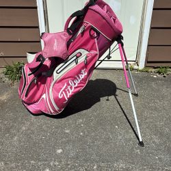Quality Titleist Bag
