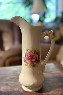 Formalities by Baum Bros Floral Pitcher Vase. Read description 1st