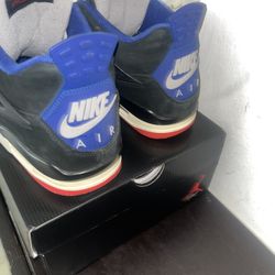 Jordan 4s ( Rare Airs) Size 11