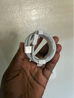 MacBook / iPhone chargers brand new