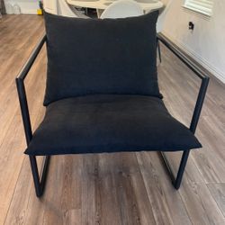 Lounge Chair w/ Black Metal Base 