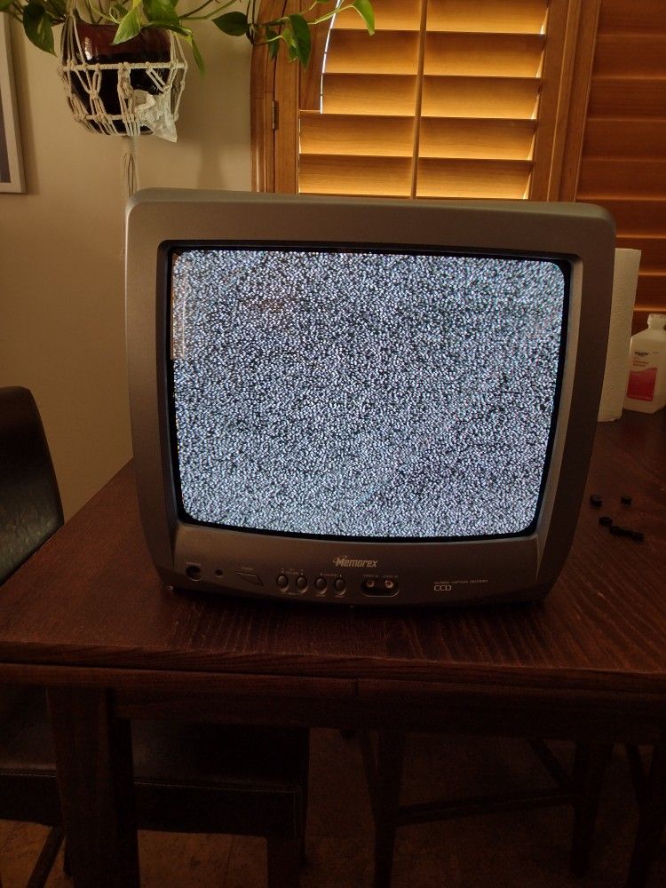 Memorex 13" CRT TV Vintage Gaming Television