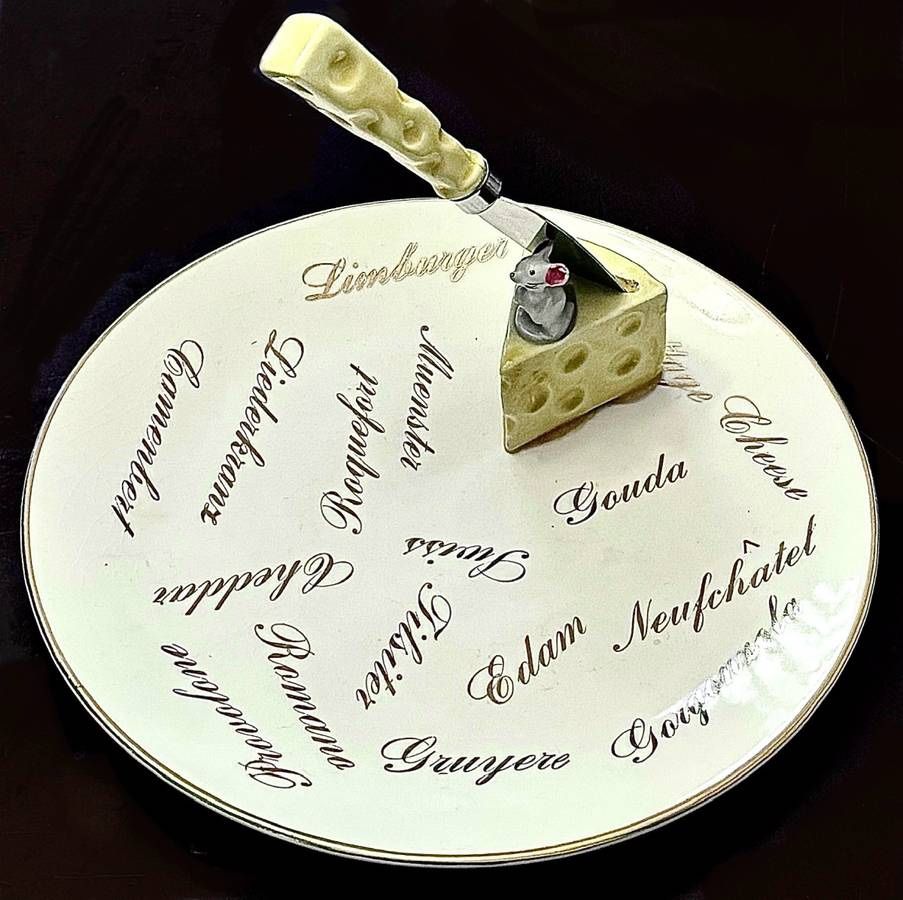 🚨Bargain: 🧀✨Vintage 1960, 10” Fine Porcelain Cheese Plate, Mouse/Cheese Knife (new)