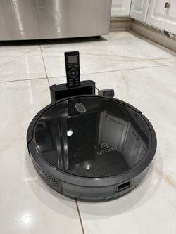 Robot Vacuum / Amarey
