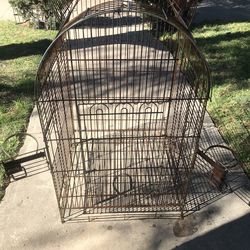 Large bird 🦅 house 🏡 selling as is $20  it has 2 doors and 2 windows for food south La 90043