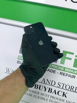 Apple iPhone 13 128GB UNLOCKED