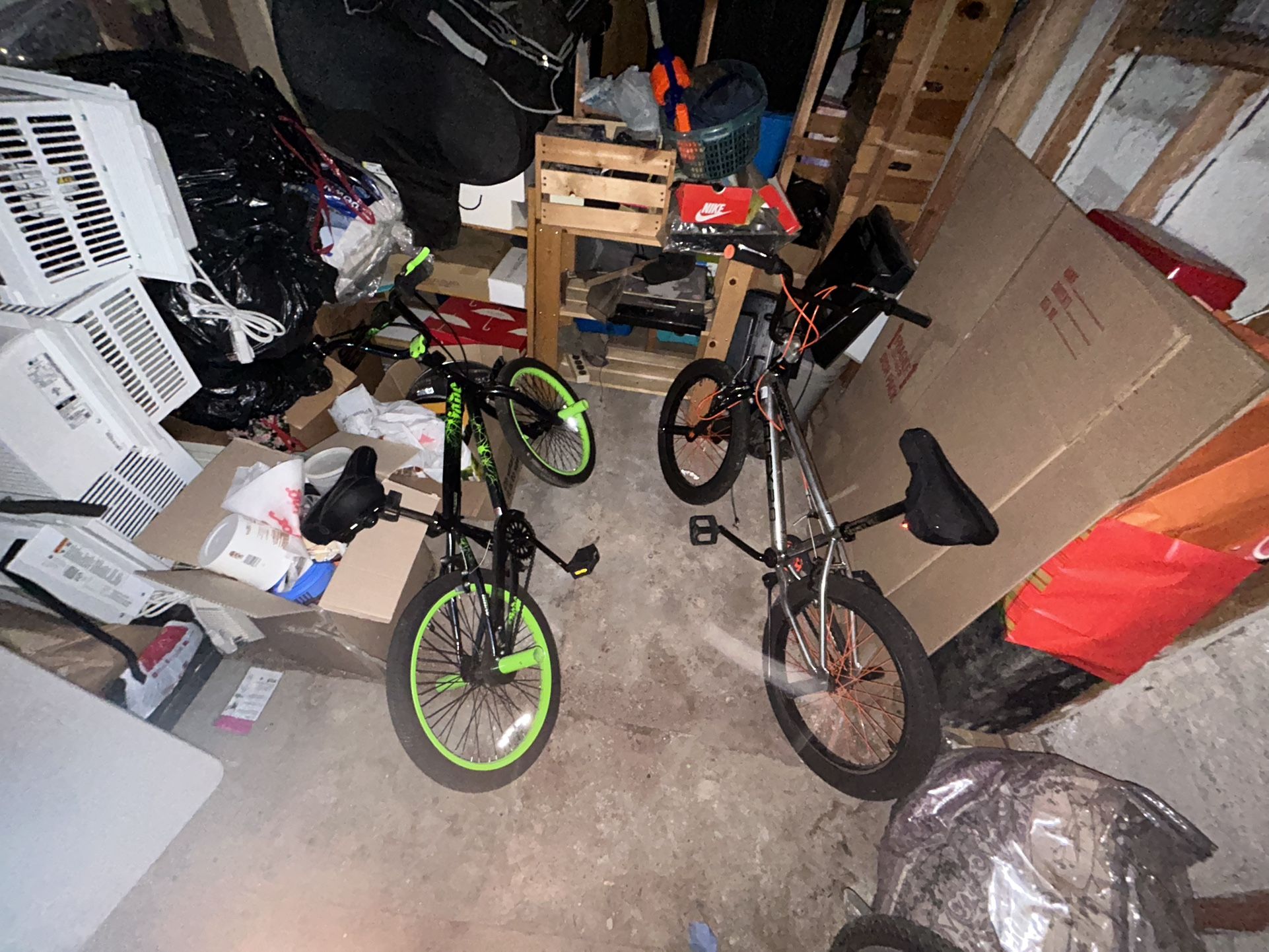 2 bikes need gone fast great condition will clean if bought and fill with air