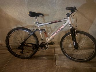 Motive Vortex Full Suspension Mountain Bike- 26” tires / 21 speed