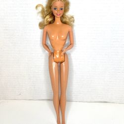 Barbie Unclothed from Vintage 1987 Mattel “Vacation Sensation Barbie #1675”